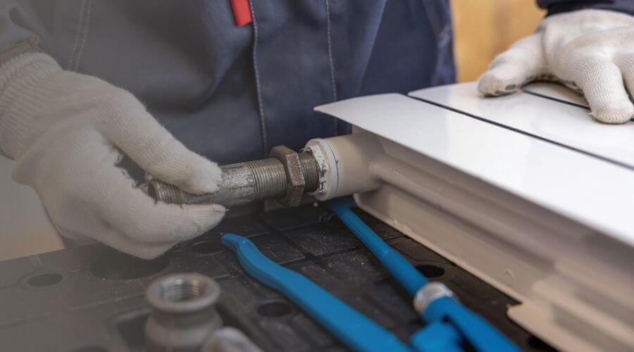 Emergency Leak Detection in New Riegel, OH